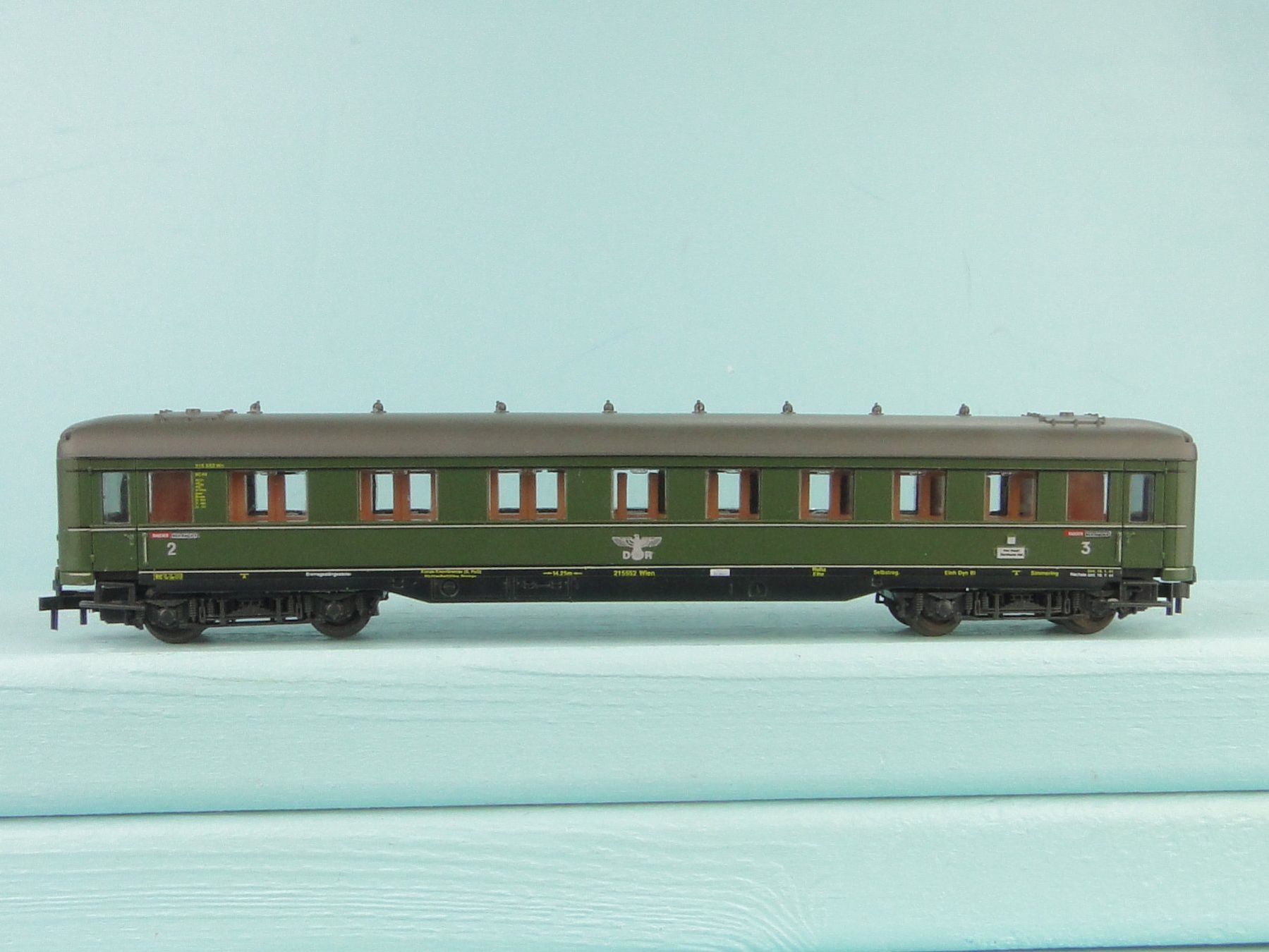 Roco Modelleisenbahnen: Roco 1862 Spur N Schürzenwagen 2/3Kl. – Gebraucht aus Bülach von Albitrain 1