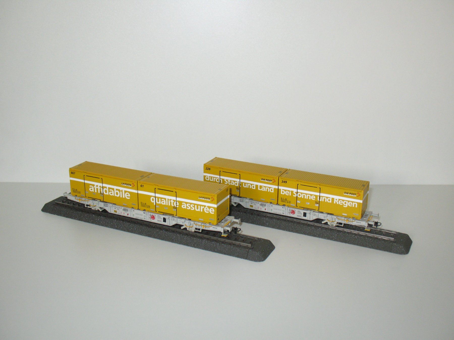 Liliput Modellini di ferrovie: SBB Containertragwagen-Set "Schweizer Post" / Liliput 240042 – Usato da Ettiswil venduto da Caapraibex 2