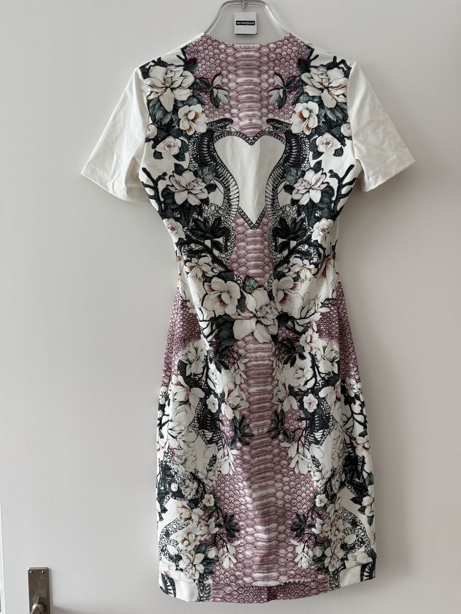 Vestiti: Kleid just cacvalli – Usato da visp venduto da Kmemo1 1