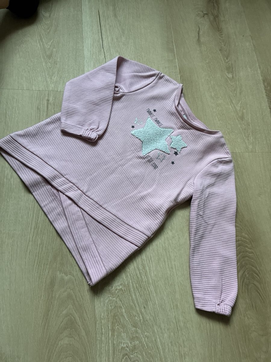 Pullover & Sweatshirts: Mädchen Pullover Topolino Grösse 104 rosa mit Sternen – Gebraucht aus Stettfurt von San_w9gd