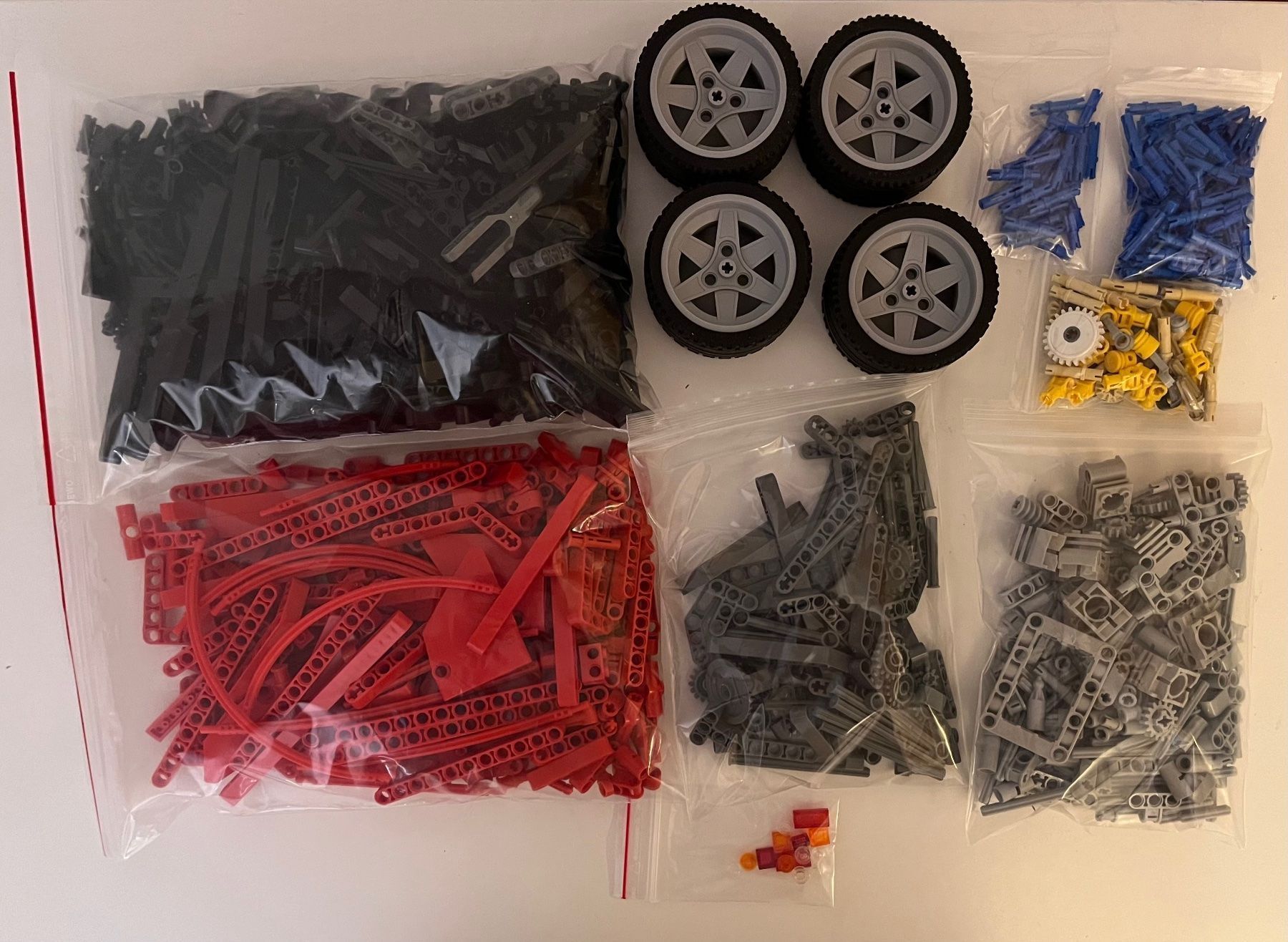 Lego Jeux de construction: Lego Technik 8070 – D'occasion à Schwenden par Noppenwelt.ch 1
