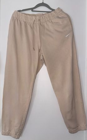 Nike Jogginghose Beige, Gr. M, Top Zustand für den Frühling!