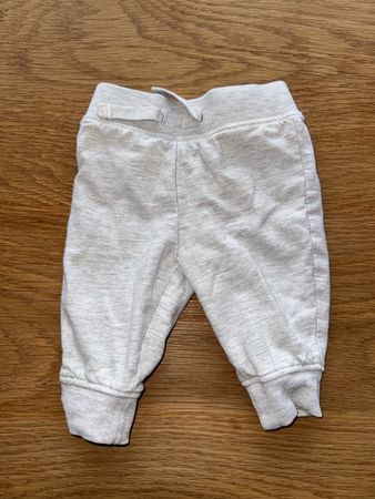 Baby Hose Grösse 62 (2-4 Monate) Grau Top Zustand