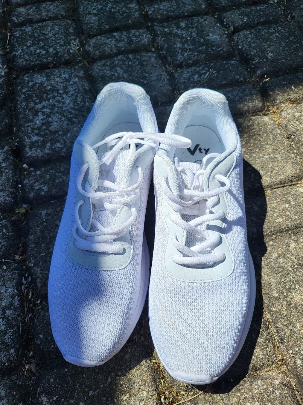 Herrenschuhe: Schuhe – Neu und originalverpackt aus Muhen von lue_v8qc