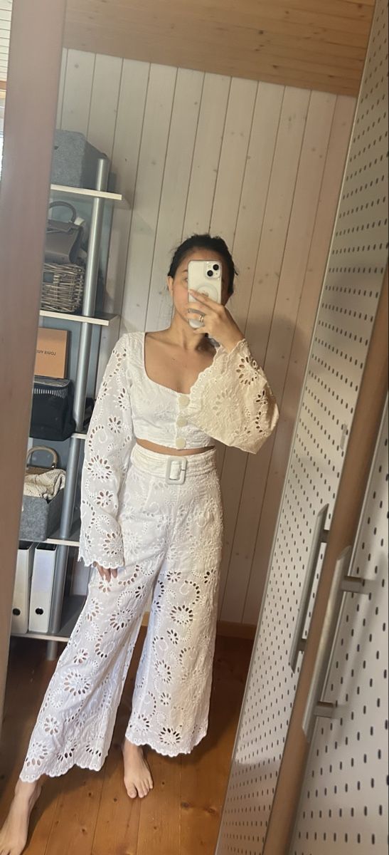 Zimmermann Tute: Alice Mccall Eyelet Cotton Blouse & Pants – Usato da St.Josefen venduto da lop_lh8d 5