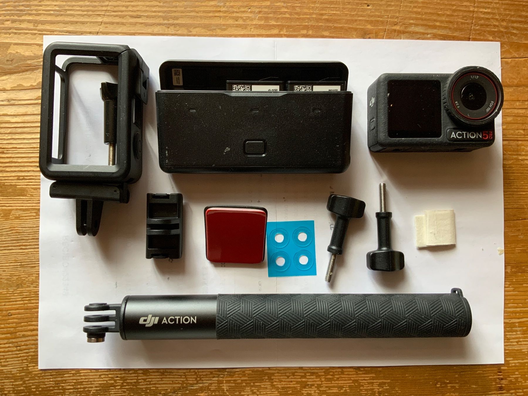 Action Cam: Action Camera dji OSMO ACTION 5 Pro Adventure Combo – Usato da Winterthur venduto da Hansboh