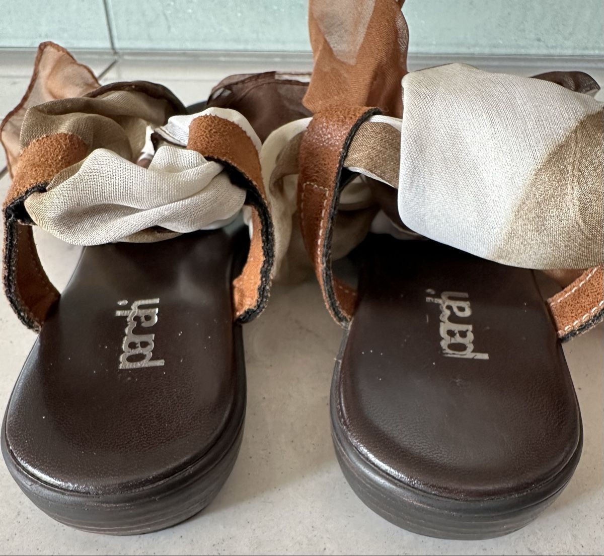 Damenschuhe: Sandali in pelle Parah – Gebraucht aus Castel San Pietro von Moregi 5