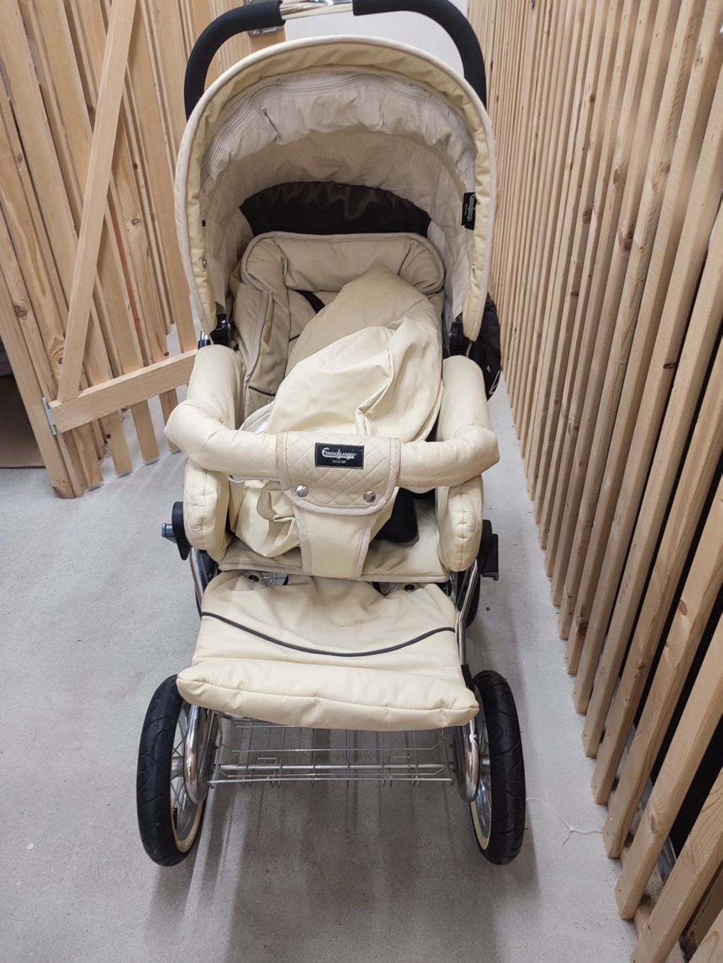 Emmaljunga Carrozzine: Emmaljunga Kinderwagen in Beige – Usato da Bülach venduto da uem_nx8q 1