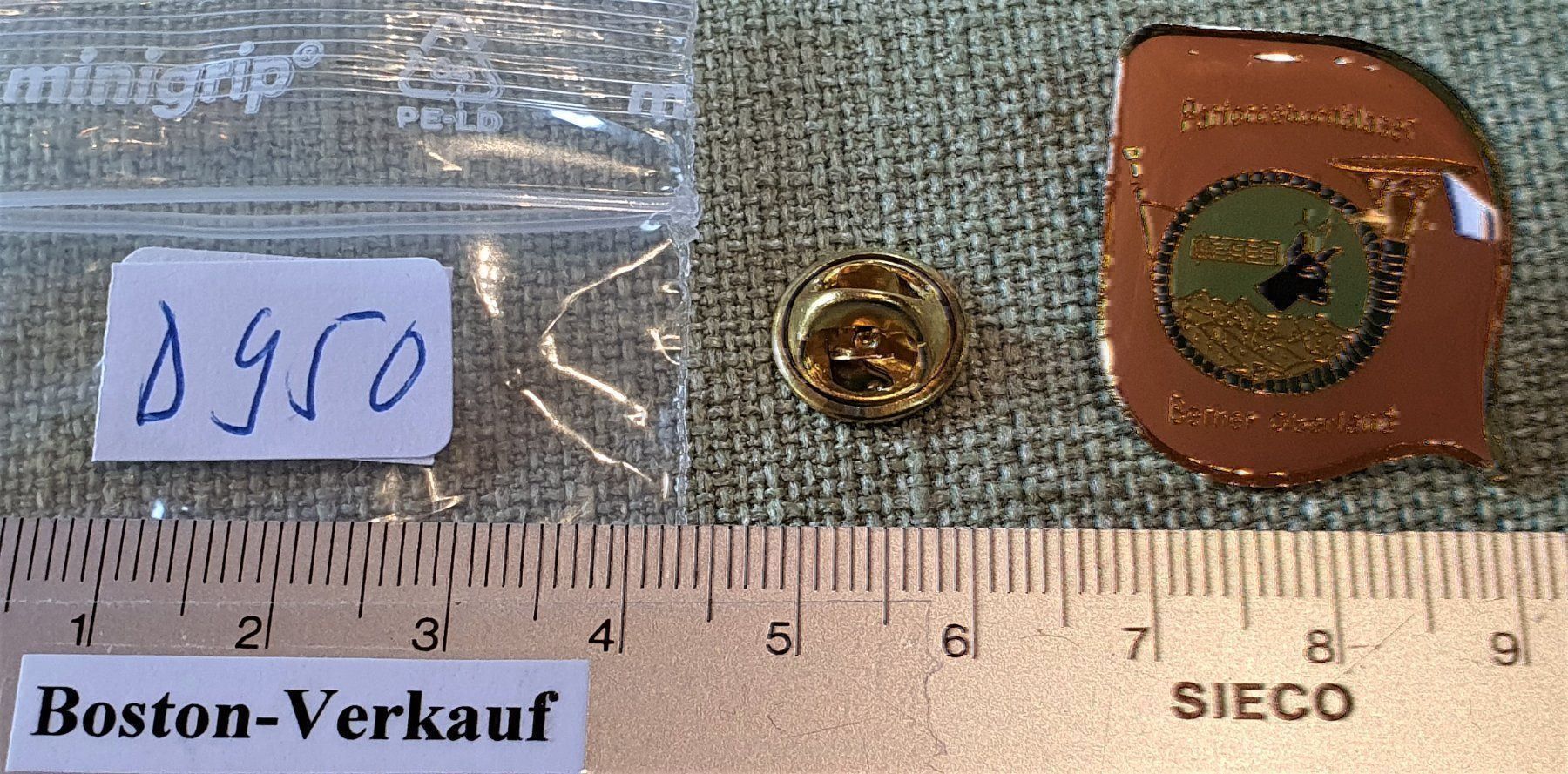 Placchette & Badge: D950 - Pin Parforcehornblaser Berner Ob. – Usato da Reinach BL venduto da Boston-Verkauf 2