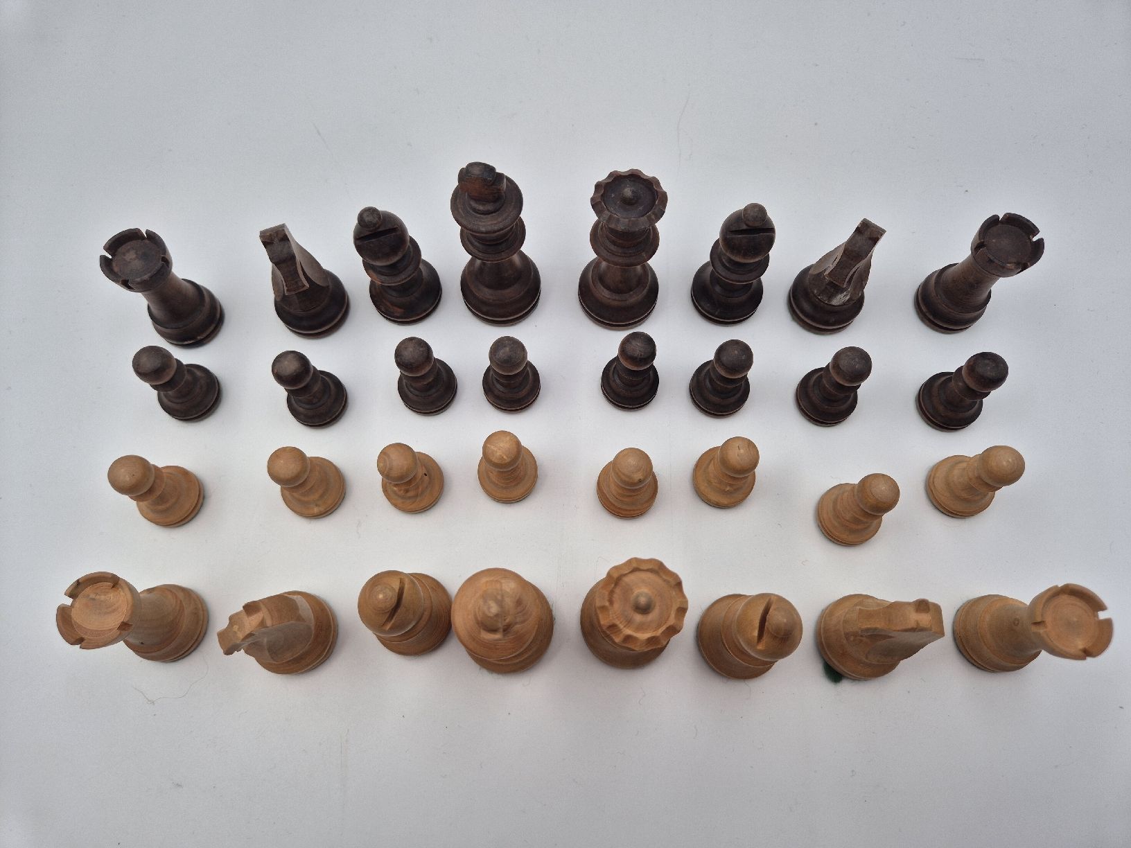Spiele: Schachfiguren Holz mit Holzkiste  – Gebraucht aus Ettiswil von beekeper13 2