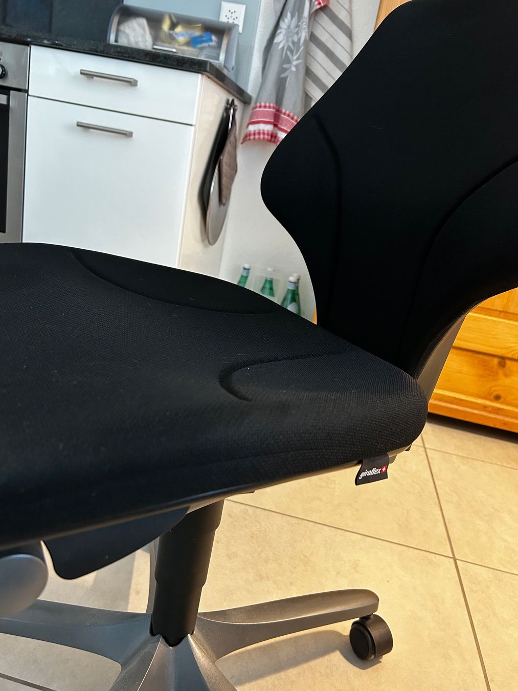 Giroflex Sedie: Sekretariatsstuhl, ergonomisch von GIROFLEX – Usato da Mettmenstetten venduto da Kristallina19 1