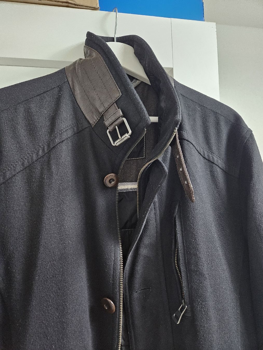 Bugatti Cappotti: Bugatti Goretex Mantel Gr.48 Anthrazit – Usato da Dübendorf venduto da ciindarxlla 1