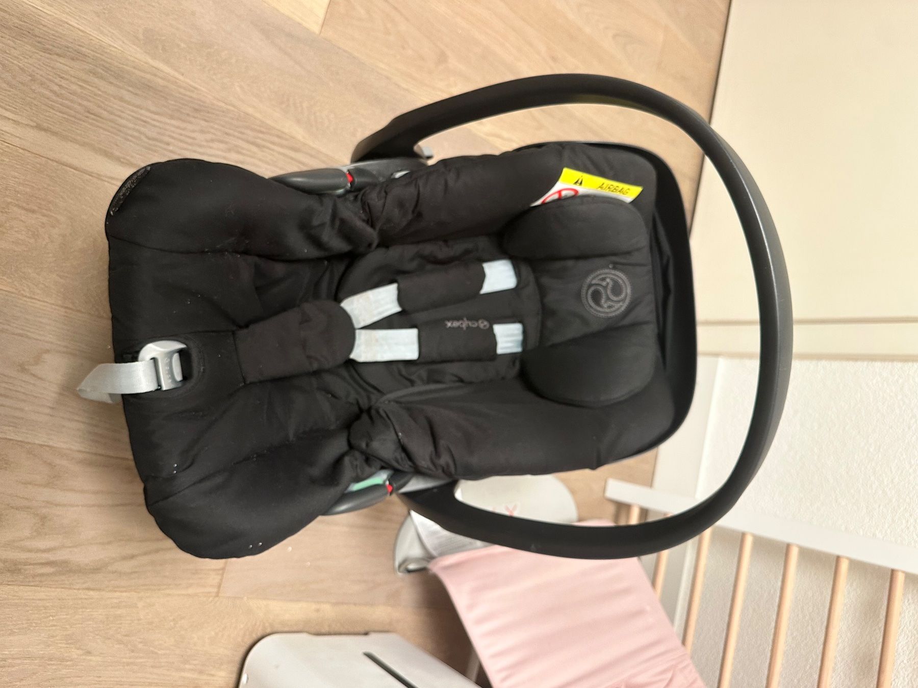 Cybex Seggiolini per auto: CYBEX Cloud T i-Size Babyschale inkl. Base T & Regenverdeck – Usato da Oetwil Am See venduto da Freshprince 3