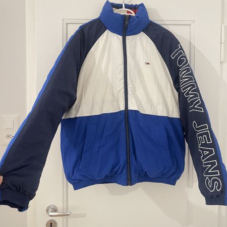 Tommy Jeans Pufferjacke Blau Weiß Größe M - Winter!