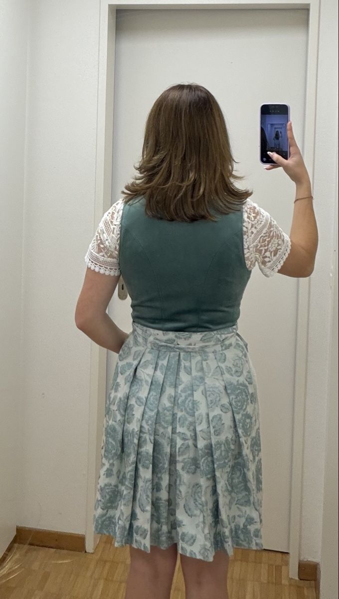 Krüger Kleider: Krüger Dirndl Gr.36 – Gebraucht aus Niederhasli von secondhand10 4