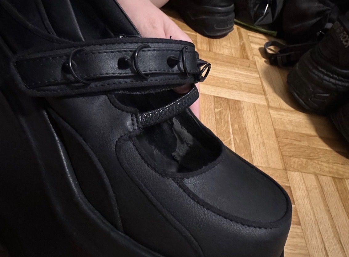 Demonia Scarpe da donna: Demonia boots  – Nuovo (secondo la descrizione) da Sion venduto da yun_f76t 2