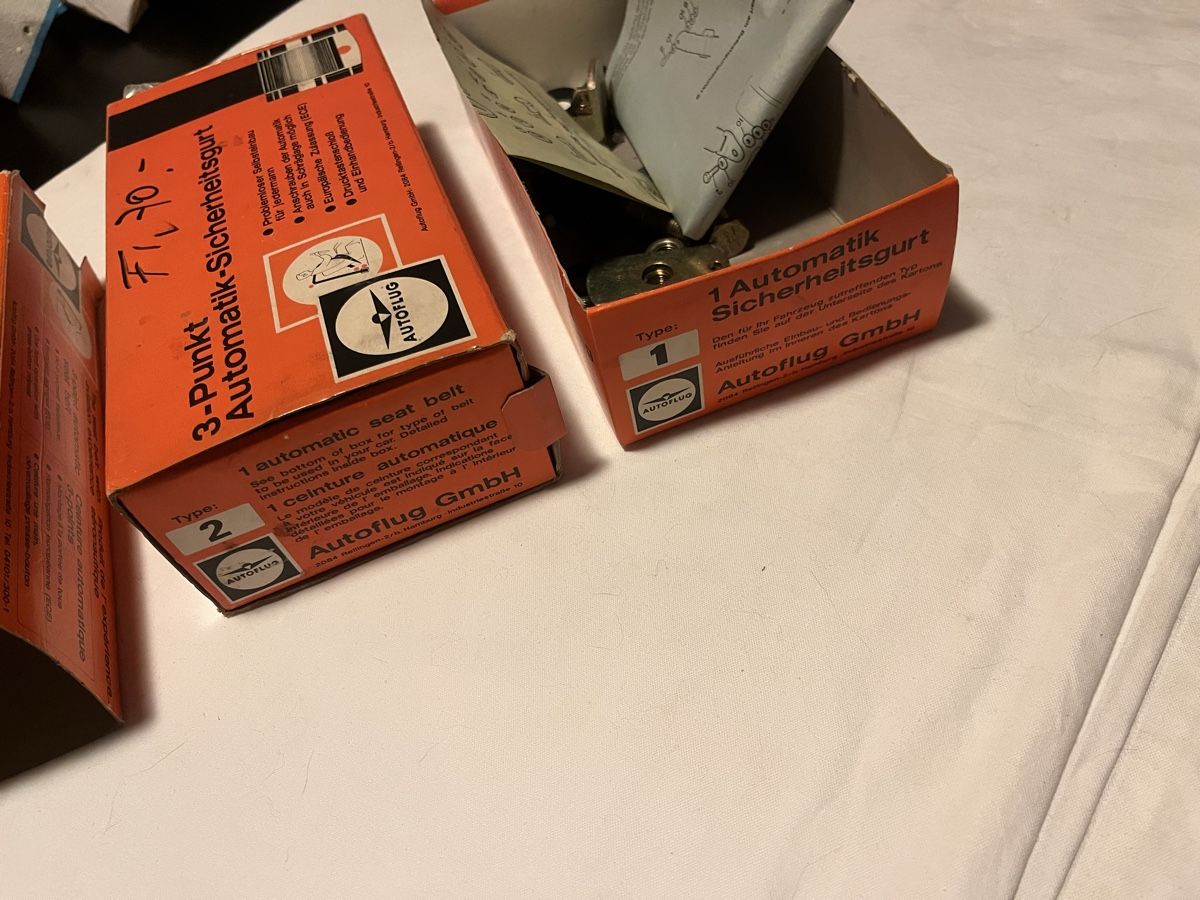 Tutti i ricambio: Nachrüst Sicherheitsgurt für Oldtimer – Nuovo (secondo la descrizione) da bretzwil venduto da nightflasher 8