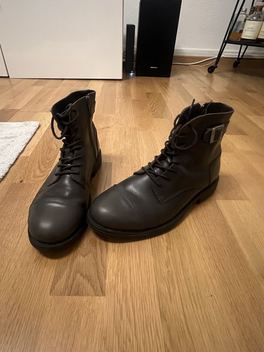 Scarpe da uomo: Neue Herrenstiefel – Nuovo (secondo la descrizione) da Zürich venduto da ale_ap