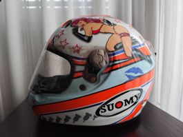 Helm Suomy Size S