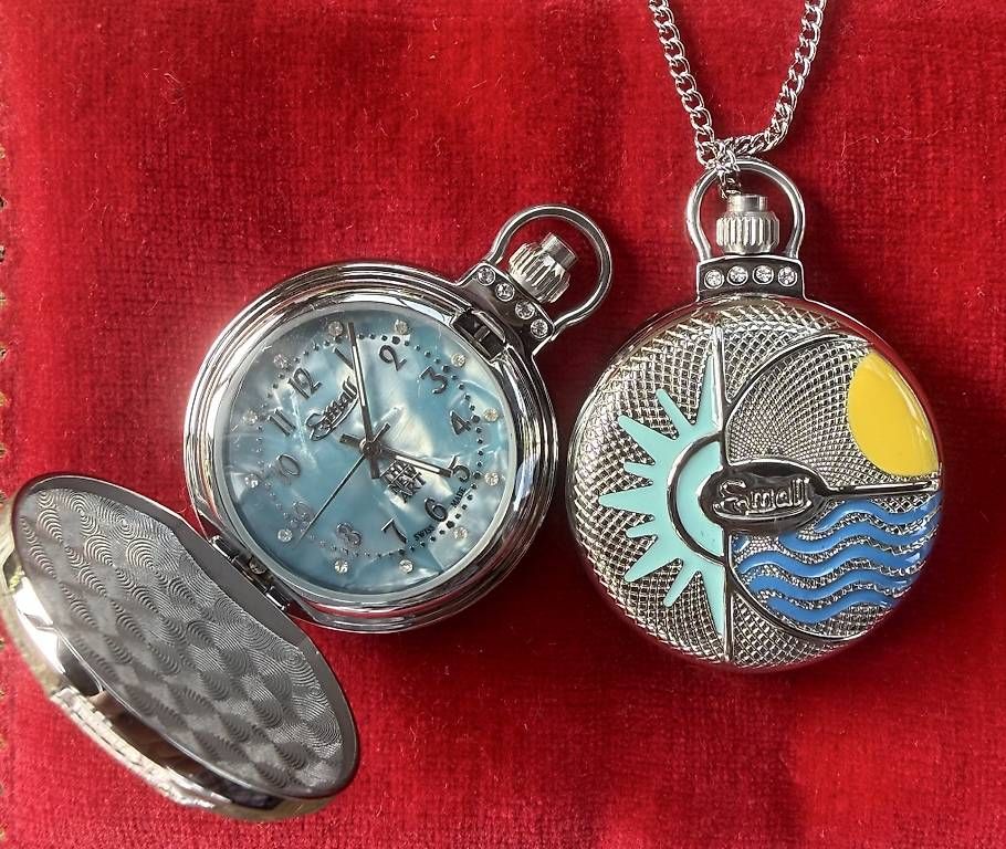 Orologi: Modische Anhängeuhren – Nuovo e nell'imballaggio originale da Schwadernau venduto da Ocinemod