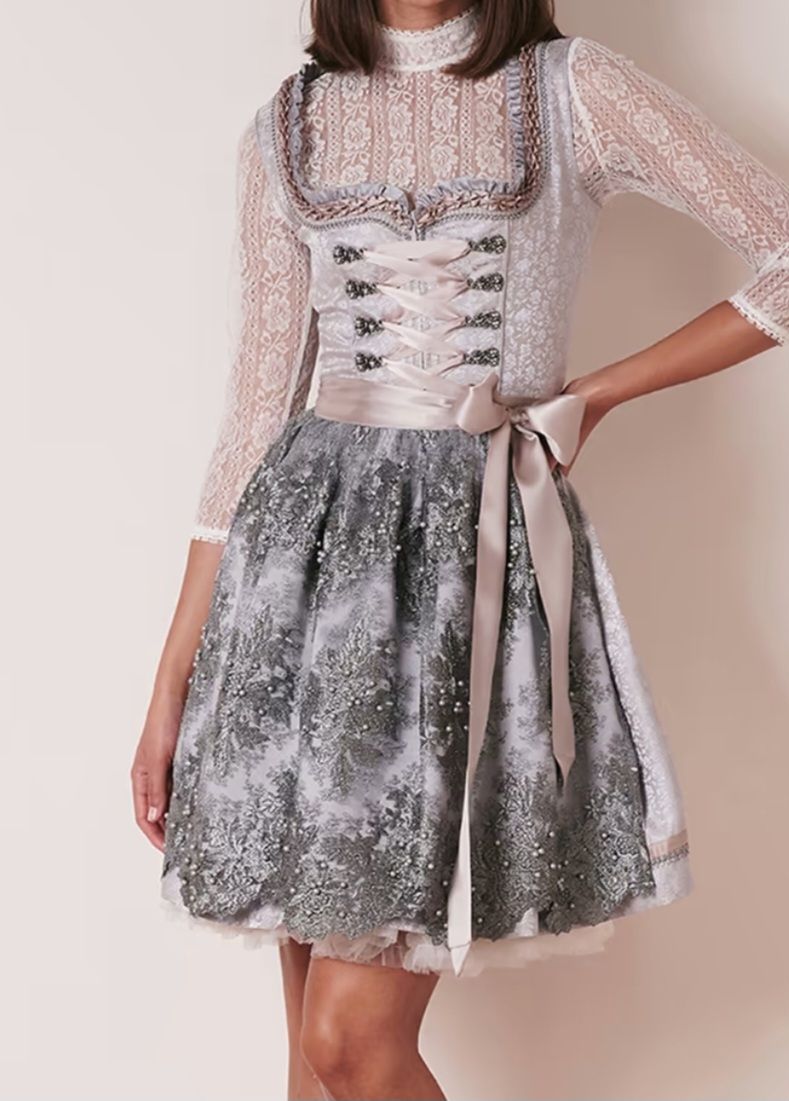 Kleider: Madl Dirndl Grösse 34 – Neu (gemäss Beschreibung) aus Rupperswil von Bella_