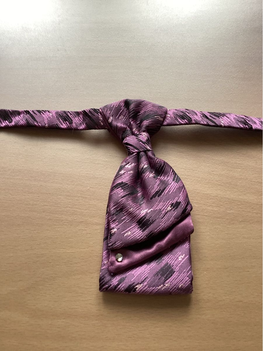 Cravatte: Krawatte kurz mit Einstecktuch, Vintage – Usato da Wassen UR venduto da SABDOM 1