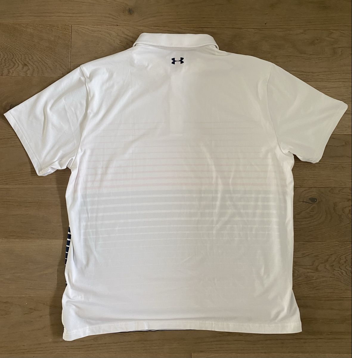 Under Armour Magliette Polo: Under Armour Poloshirt – Nuovo (secondo la descrizione) da Volketswil venduto da 9394 1