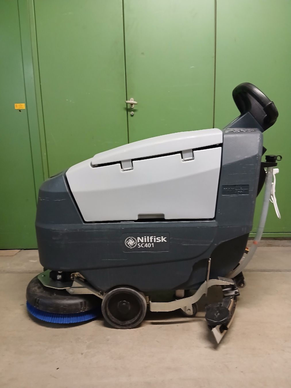 Nilfisk Alle Maschinen: Nilfisk SC401 43B Bodenreiniger – Gebraucht aus Winterthur von Filasez