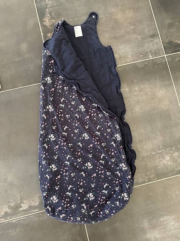 Sacs de couchage: Kinderschlafsack Grösse 86/92 – D'occasion à Lüterkofen par GiCa_