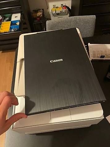 Scanner: Scanner - Canon LiDE 400 – Usato da Zürich venduto da eerol