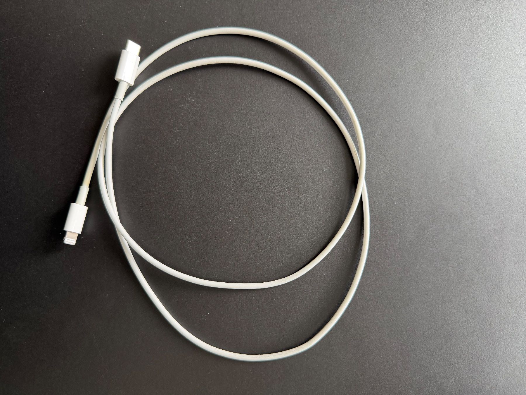 Apple Cavi: iPhone Ladekabel (bis iPhone 14) – Usato da Zug venduto da mel_kyra