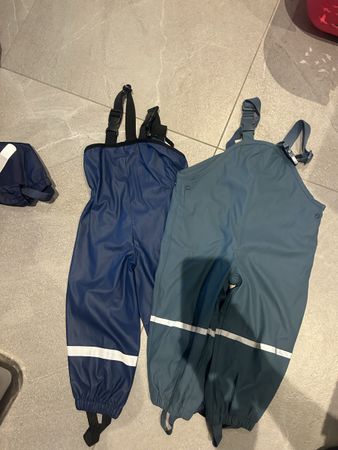 Pantaloni per la pioggia 
