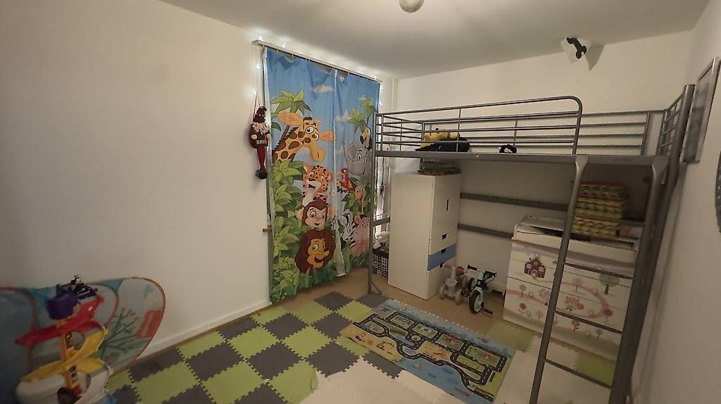 Betten: Hochbett 1,80-90 – Gebraucht aus Zürich von san_rs2s