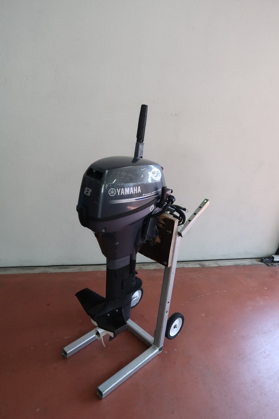 Yamaha Motoren: Aussenborder Yamaha F8 CMHL – Gebraucht aus Büsingen von garagealtmann 1