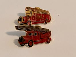 2 Pin Feuerwehr Oldtimer