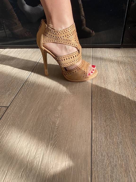 Chaussures femmes: Chaussures à talons – D'occasion à Gland par Serena4 4