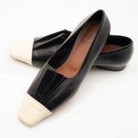 BLACK LOAFERS WITH CREAM COLOR TOE