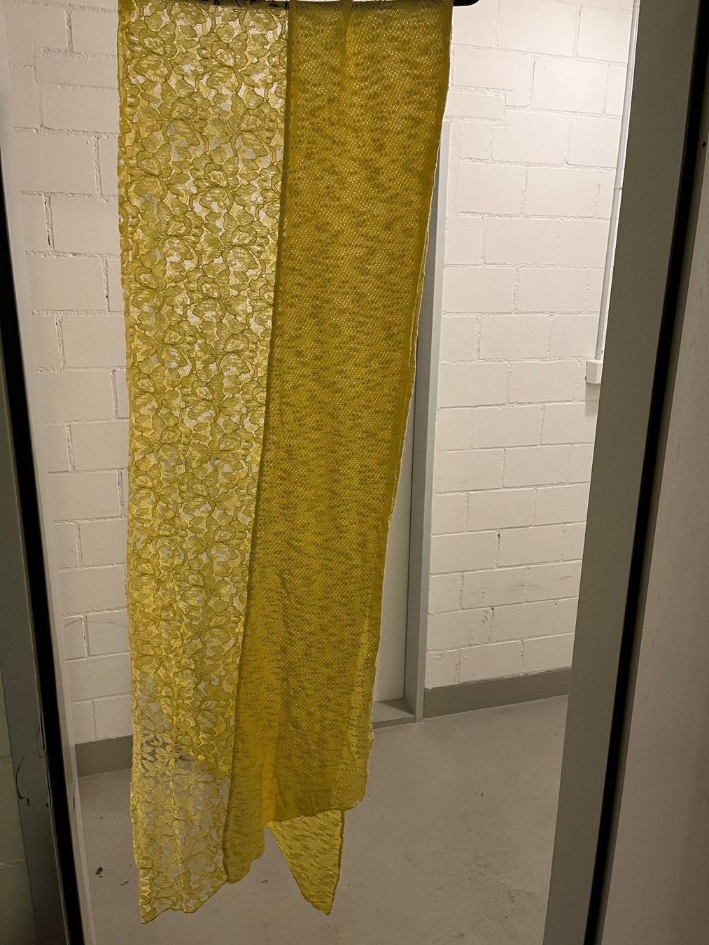 Foulard & Sciarpe: Schal aus Spitze – Usato da Wil SG venduto da mar_2jrf