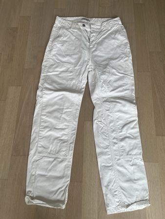 Carhartt WIP White Pants – Minimal Workwear Style – Gr.28