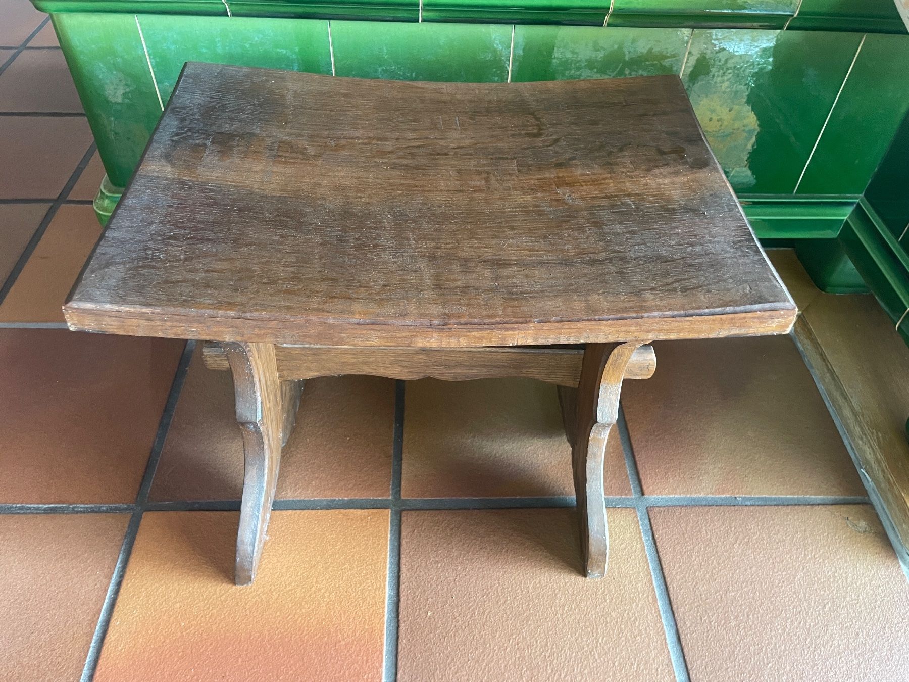Tabourets: Antikes Holz Schemmeli – D'occasion à Volketswil par rubin74