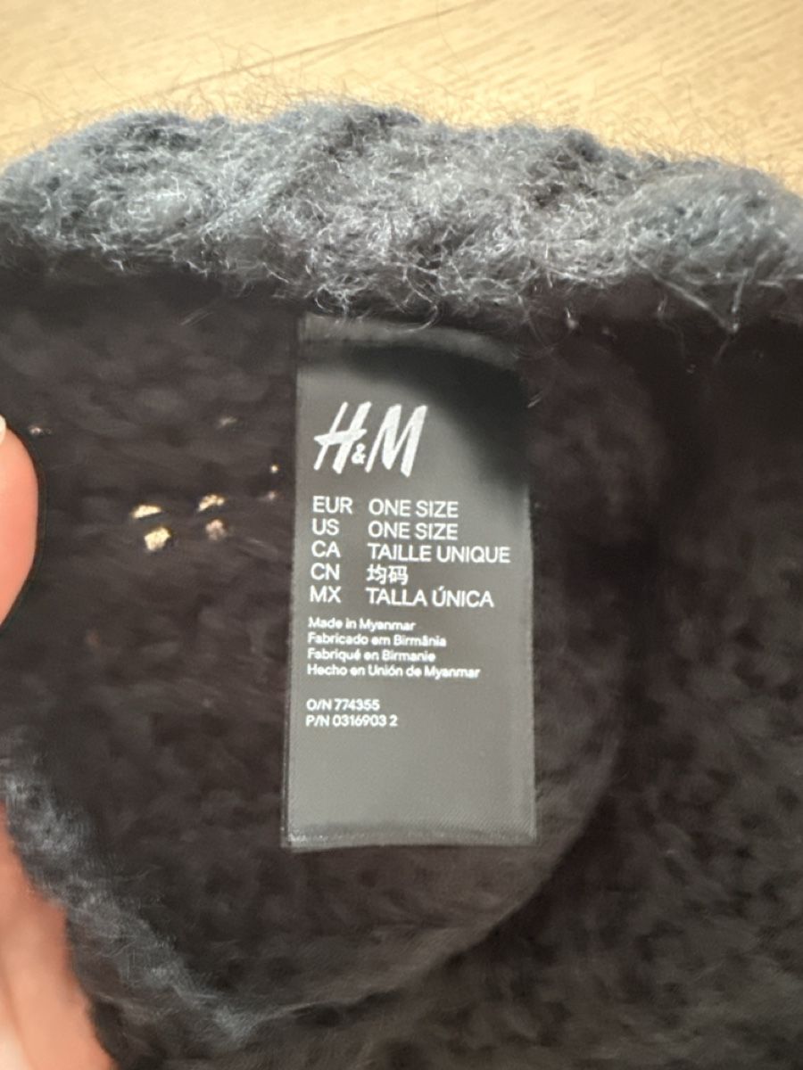 H&M Foulard & Sciarpe: H&M Strickschal/Loop, Schwarz, Kuschelig, One Size! – Usato da Arbon venduto da llaauraa 1