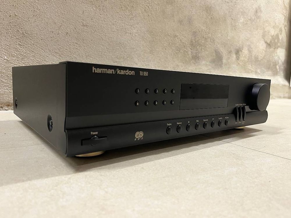 Harman Kardon Radio