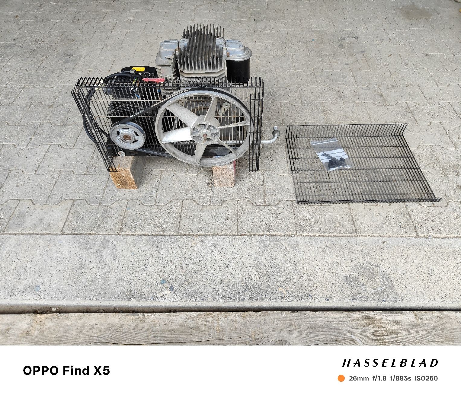 Compressori: Kompressor mit Elektromotor 380 V – Usato da Buchs ZH venduto da goldoni4