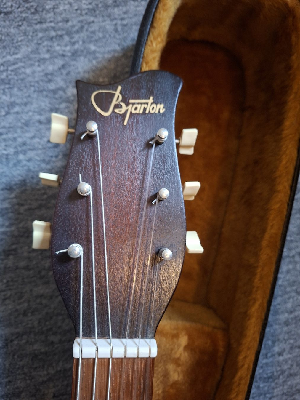 Musikinstrumente: Parlor Gitarre Bjärton sunburst – Gebraucht aus Remetschwil von littleredboots 2