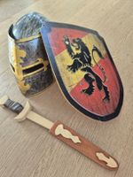 Ritterset mit Ritterhelm, Holzschild und Holzschwert Kinder