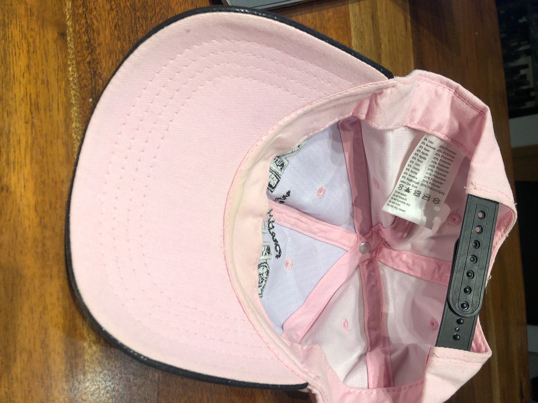 Giacche & Cappotti: Coole Mädchen Cap "Pretty in Punk" pink schwarz – Usato da Andwil SG venduto da schmei 2