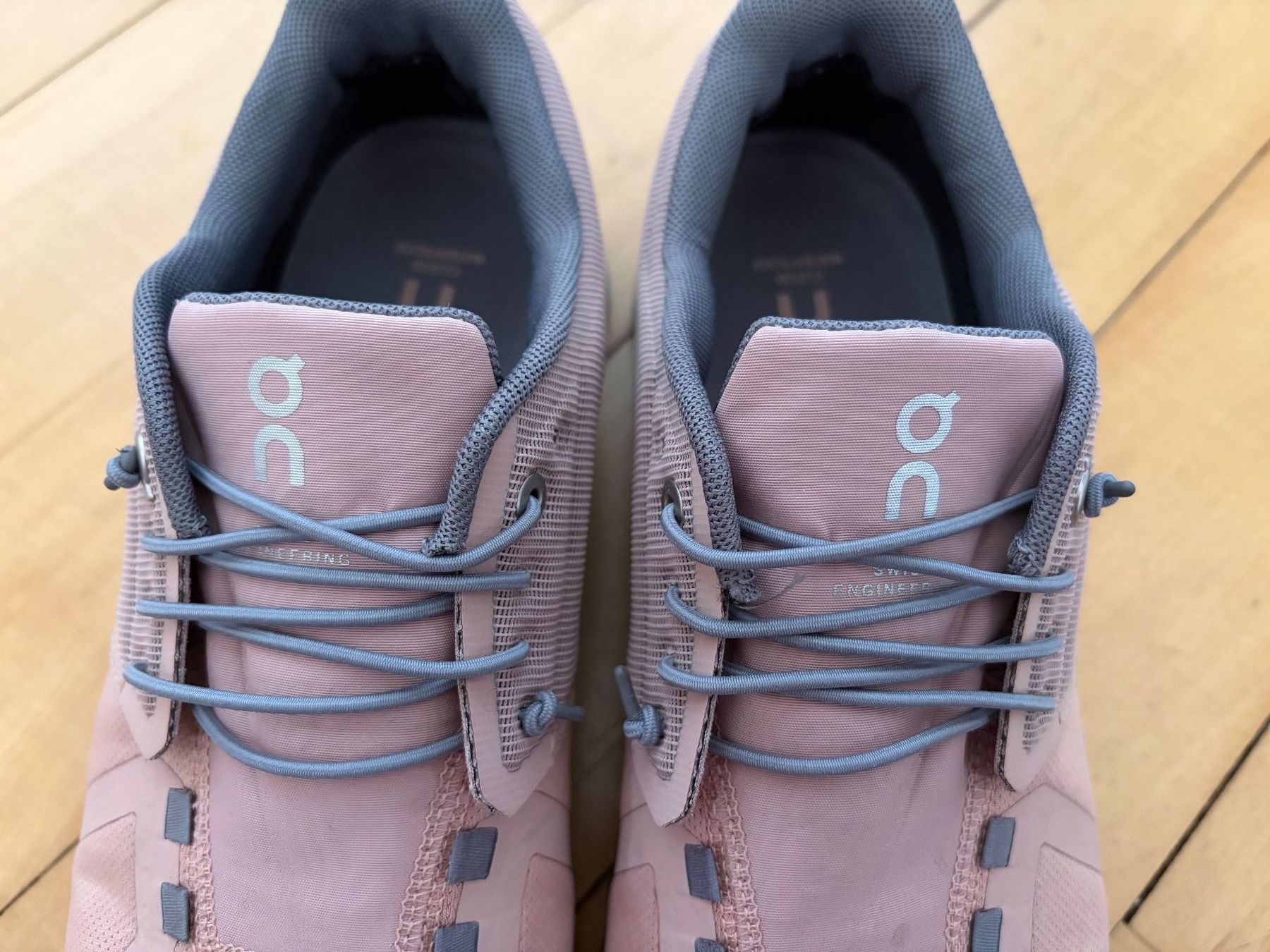 On Damenschuhe: on cloud waterproof - rose – Neu (gemäss Beschreibung) aus Zürich von jul_c2jv 5