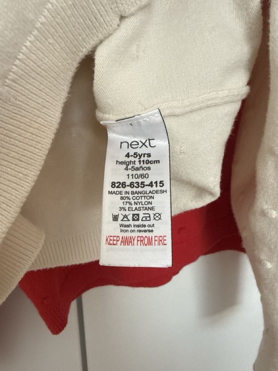 Next Lotti & Set di vestiti: Cardigans Next 4-5 ans, lot de 2 – Usato da Romanel-sur-Lausanne venduto da RitaPereira 6