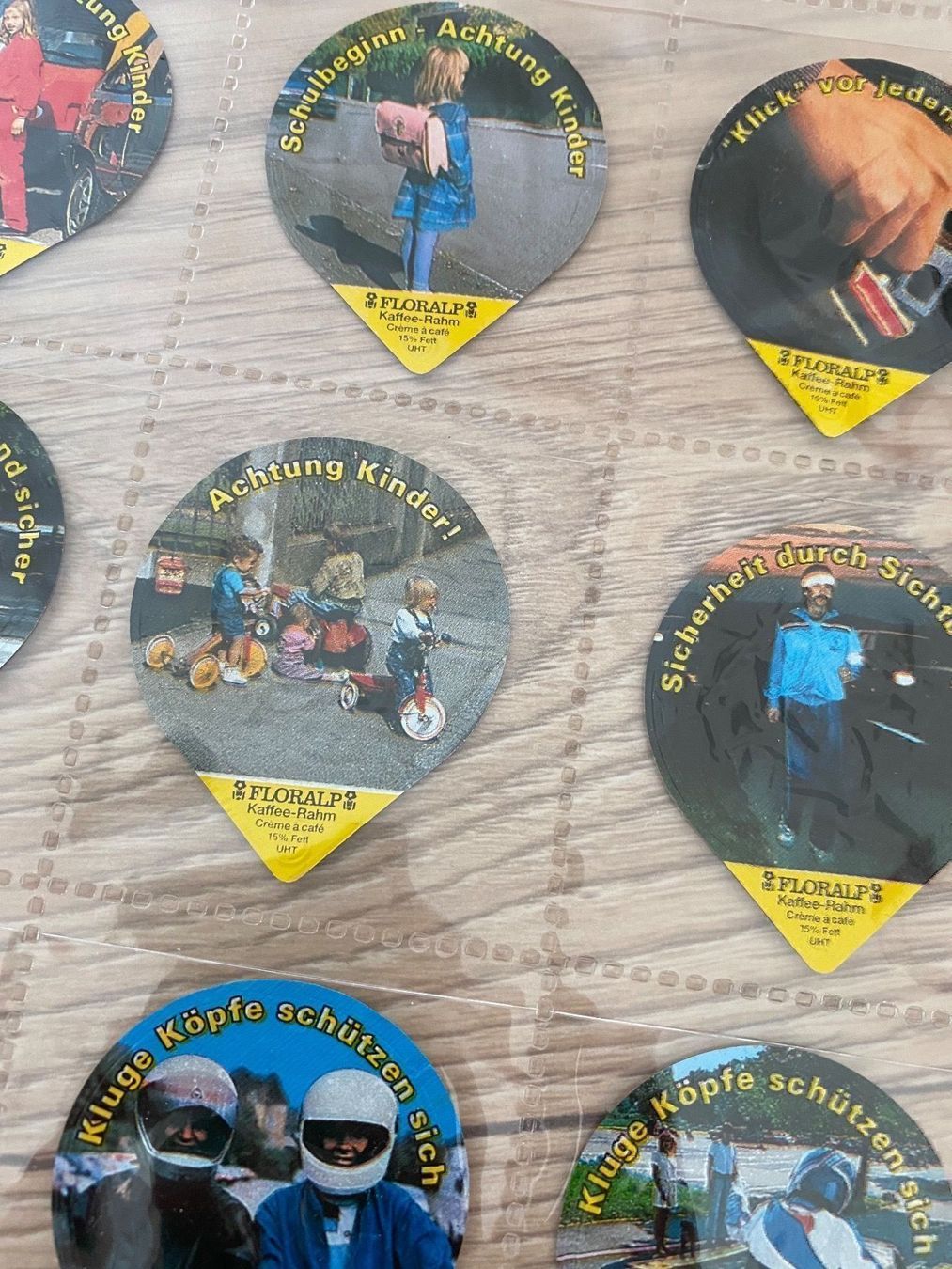 Kaffeerahmdeckel: KRD 60 Unfallverhütung 20 Stück – Gebraucht aus Glattbrugg von riseca 5