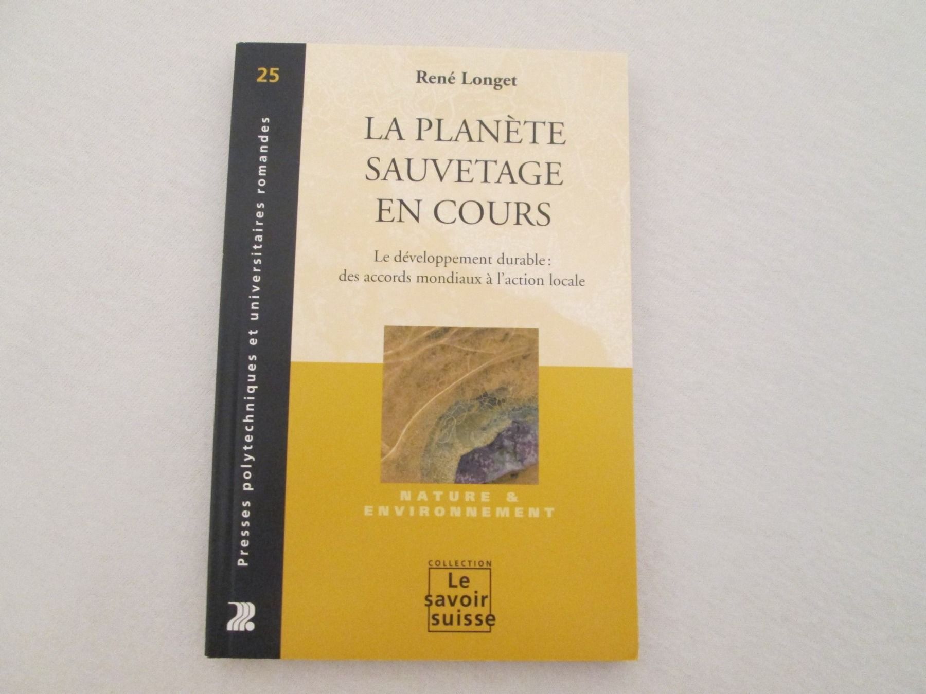 Libri: Planète sauvetage en cours – Usato da Neuchâtel venduto da Dualseele